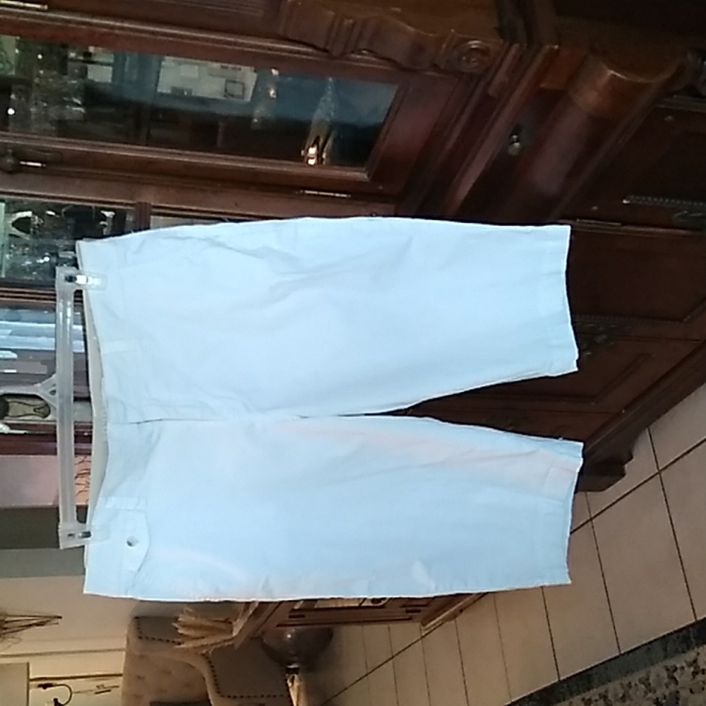 Bundle 2 capris pants/shorts sonoma